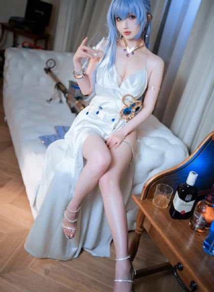 贱妾扒下脱裙子撅屁股迎_蓝光免费观看电视剧