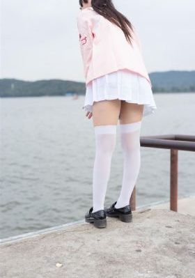 可疑的同居_BD韩语动漫免费观看